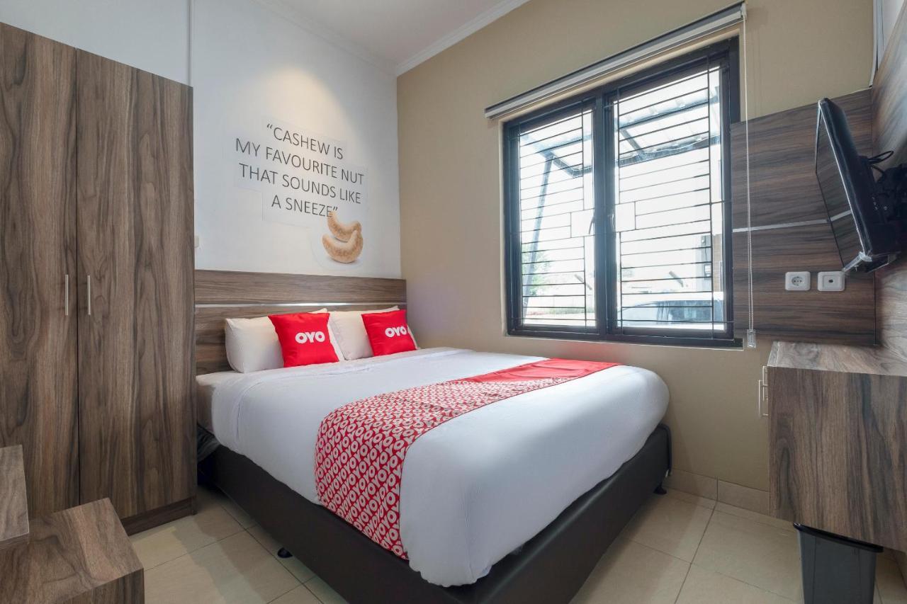 Oyo Life 3246 Walnut Inn G-10 Telukjambe Luaran gambar